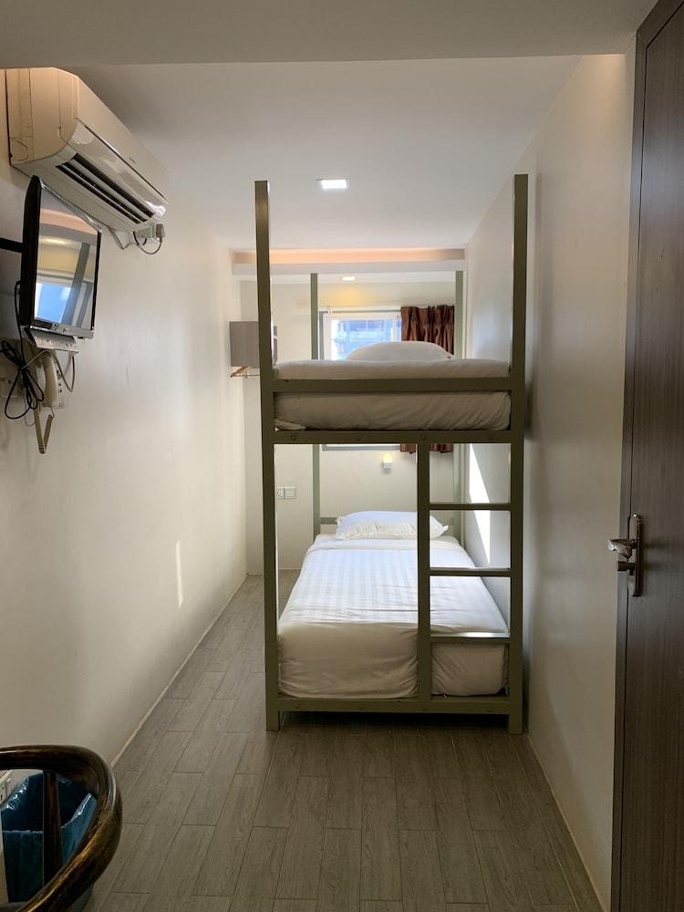 The Vibe Inn Yangon Bagian luar foto
