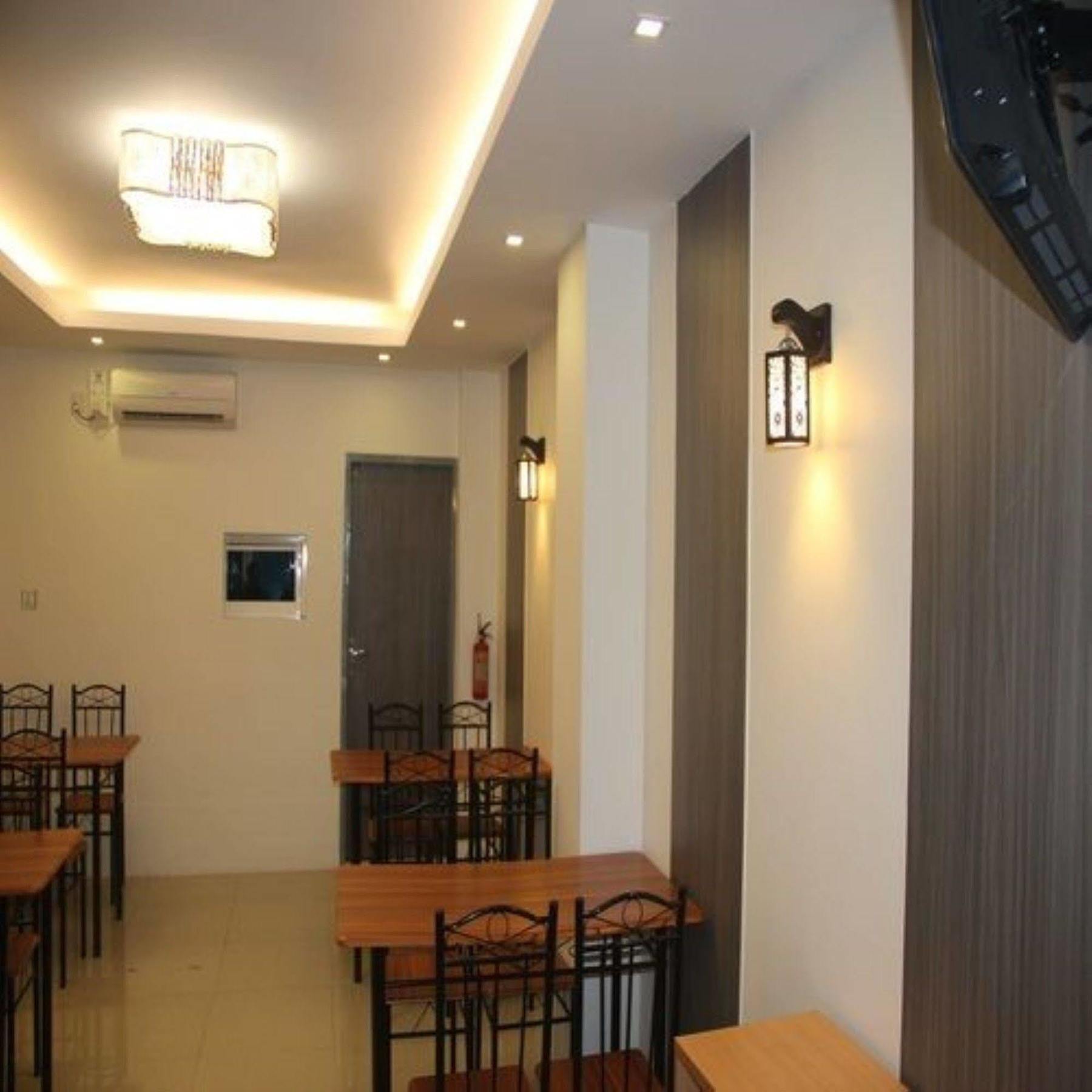 The Vibe Inn Yangon Bagian luar foto