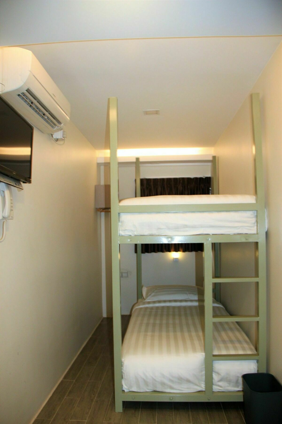 The Vibe Inn Yangon Bagian luar foto