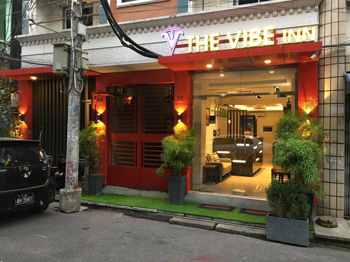 The Vibe Inn Yangon Bagian luar foto